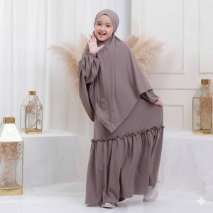 নিকাব ধূসর বা মাউস কালার (Grey/Mouse Color)